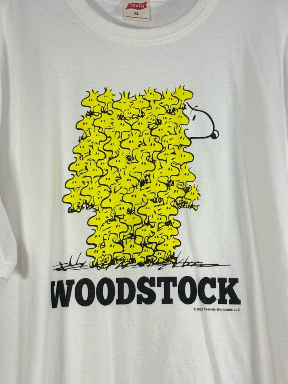 EUC Men’s Woodstock Peanuts Graphic Tee - Cotton White with Yellow Print Sz XL - Picture 2 of 7